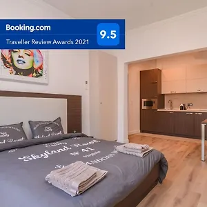 Apartment Mocca Next To Crystal Garden And Russian Church, Sofia