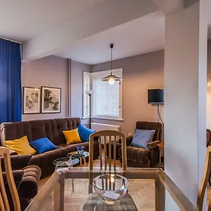 Apartment Colorful Two Bedroom Next To Serdika Center, Sofia